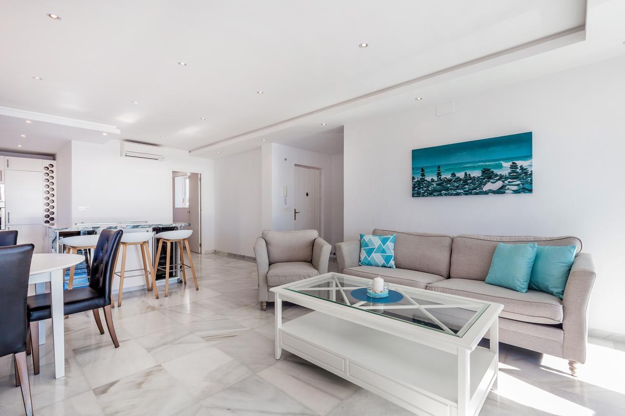 Front Line Penthouse Puerto Banus With Sea Views Apartment Marbella Exterior photo